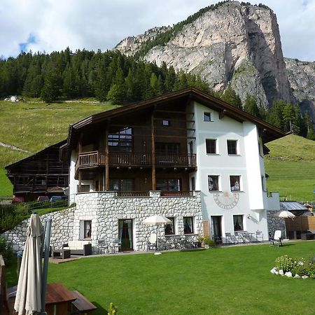 Cedepuent De Sot Apartman Selva di Val Gardena Szoba fotó